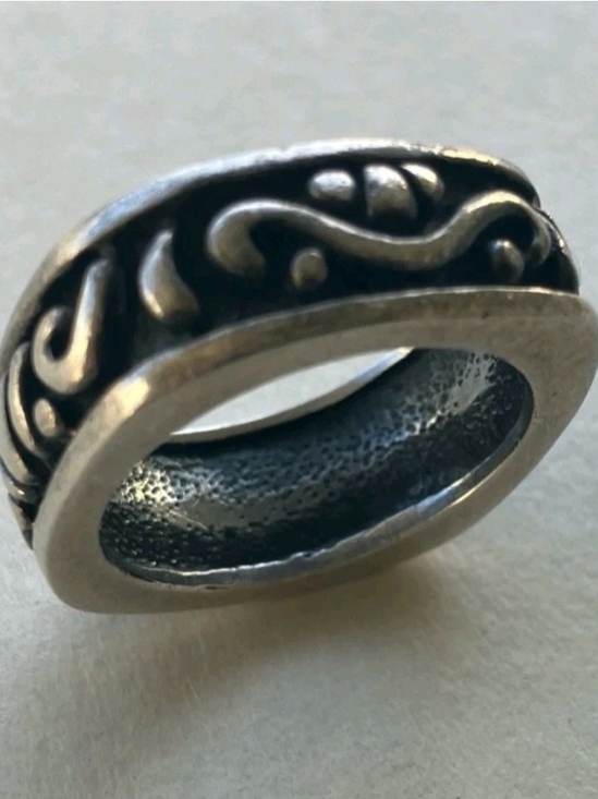 Silpada Jewelry - Silpada R0835 Square Filigree .925 Sterling Silver Band Ring - Silver